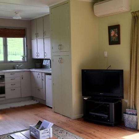 Earthsounds Country Cottage Таумарунуи Екстериор снимка